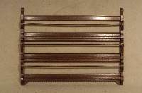 Tellerboard, deutsch, um 1900, Eiche massiv, seitliche Zarge durchbrochen, guter Zustand, wohnfertig, ca. 94x120x10 cm