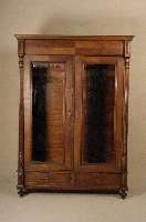 WÄsche- bzw. Vitrinenschrank, wohl deutsch, um 1880/90, GrÜnderzeit, Eiche massiv, Nussbaum , Nussbaumfurnier, gedrechselte HalbsÄulen als ...