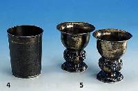 sogen. Schlangenhautbecher, Augsburg um 1660/ 70, Meister Ulrich Schnell, Silber innenver- goldet, graviert und punziert, sogen. ...