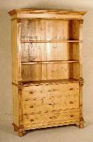 BÜcherschrank, deutsch, Weichholz massiv, aus alten Teilen aufgebaut, unten 3 Schubladen, Oberteil offen mit 2 Ablagebrettern, seitliche Lisenen ...