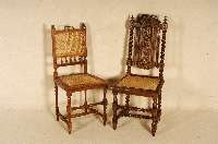 4 HochlehnstÜhle, Frankreich, um 1870, Eiche massiv, reichlich gedrechselte Beine, RÜckenlehne aus dem Vollholz geschnitzt, dekoriert mit ...