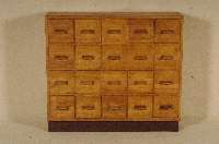 Kontorschrank, England, um 1920, Eiche ge- wachst, schÖne Patina, 20 gerÄumige Schubladen , massive schwere AusfÜhrung, reprÄsentatives MÖbel ...