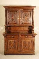 Buffetschrank, deutsch, um 1880, GrÜnderzeit , Eiche massiv, Eichefurnier, aufwendige Schnitzereien, z.T. aus dem Vollholz, Aufsatz mit 4 ...