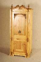 Sicherheitsschrank, deutsch, um 1860/70, Weichholz, Eiche und Birne, aufgesetzte Schnitzerei, Barockstil, HalbsÄulen, FÜße ergÄnzt, schÖne ...