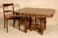 Ausziehtisch, Frankreich, um 1890/1900, GrÜnderzeitstil, Eiche massiv, Eichefurnier, teilweise verstrebt, ausziehbar, Beine und StÜtzbeine mit ...