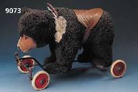 ReitbÄr, Steiff, ca. 60er Jahre, braunes Fell, mit Sattel, Gestell Eisen korrodiert, altersbed. bespielt, l. beschmutzt, L. ca. 57 cm, SitzhÖhe ...