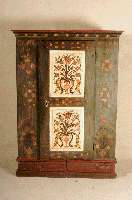 Bauernschrank, sÜddeutsch, datiert 1842, sogenannter Spaltschrank, originial Bemalung und Datierung (Christina Wielandin 1842), mittig zerlegbar, ...