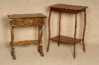 Konsolentisch, Frankreich, um 1910, Eiche massiv, mit Ablagefach, sauber Überarbeitet, stabil, zeitlos elegant, ca. 81x58x38 cm, Abbildung rechts