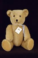 Großer Schuco-BÄr, ca. 80er Jahre, blonder Mohair, limitierte Auflage von 333 StÜck, hier No. 150, mit Zertifikat und Ziehstimme, sehr guter ...