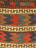 Kordi Tasche (sumakh), Persien, ca. 60 Jahre, Wolle auf Wolle, ca. 55 x 55 cm, SchÄtzwert: 650.- EURO, EHZ: 2