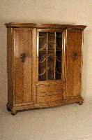BÜcher- bzw. Vielzweckschrank, deutsch, um 1908, Korpus Weichholz/Hartholz, komplett auf Rahmen gearbeitet, Eiche massiv, Eichefurnier, ...