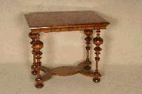 Beistelltisch, deutsch, Barockstil, Korpus Weichholz, Nußbaum massiv, Nußbaumfurnier, gedrechselte Hochbeine, von KugelfÜßen getragen, untere ...