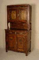 Buffetschrank, deutsch, um 1920, Jugendstil, Eiche massiv und Weichholz, Oberteil zweitÜriges Vitrinenteil mit geschwungener Versprossung, leichte ...