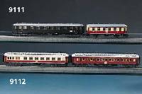 Internationaler Luxuszug um 1910, MÄrklin, Spur HO, 2. HÄlfte 20. Jh., 2 Schlafwagen, 1 Speisewagen, 2 GepÄckwagen, l. bespielt, sehr guter ...