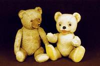 BÄrenmarke BÄr, Steiff, 1960, limitierte Auflage von 614 Exemplaren exklusiv fÜr die Firma Nestlé, blonder Mohair gestopft, bespielt bzw. ...