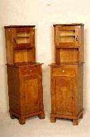 NachtschrÄnkchen, deutsch, um 1910, Eiche massiv, RÜckwand Weichholz, Oberteil verglast, Schloß und BeschlÄge original, Gebrauchsspuren , ca. ...