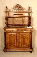 Anrichte mit Prunkaufsatz, deutsch, um 1880, Eiche massiv, aufwendiges abnehmbares Oberteil seitlich kassettiert, kannelierte VollsÄulen, ...