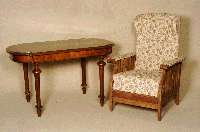 Ohrenbackensessel, deutsch, um 1910, Jugendstil, Gestell Buche massiv, Seiten versprosst, auszieh- und klappbar, Bezug 70er Jahre, Polster z.T. ...