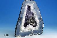 Große Amethystdruse, ca. 14,5 kg, Amethyste in versch. Farbabstufungen, H. ca. 33 cm, B. ca. 28 cm