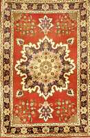 TÄbriz, Persien, 10 Jahre alt, Wolle auf Baumwolle, ca. 145 x 97 cm, SchÄtzwert: 390.- EURO. Guter Zustand.