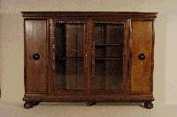 BÜcherschrank, deutsch, um 1930, komplett auf Rahmen gearbeitet, Koprus Weichholz, Eiche massiv, FÜllungen mit Perlleistenverzierung, ...