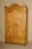 Weichholzschrank, deutsch, 1860, Louis-Philippe, abgeschrÄgte Ecken, in Veluten auslaufend, auf KugelfÜßen, unten 1 Schublade, mit original ...