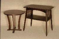 Beistelltisch, deutsch, um 1925, ArtDeco, Korpus Weichholz, Mahagonifurnier, 4 Beine elegant gebogen, kreuzfÖrmig verstrebt, typisch aus der ...