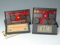 2 MÄrklin MetallbaukÄsten, wohl 60er Jahre, Metallbaukasten 0 und ErgÄnzungskasten Nr. 2 A , kaum bespielt, guter Zustand, sammelwÜrdig, 1 ...