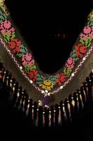 Zelt-Schmuckband, Turkmenestan, um 1900, ca. 104 x 28 cm, SchÄtzwert: 500.- EURO, EHZ: 3, Baumwolle mit Seidenstickerei in Kreuz- stichen und ...