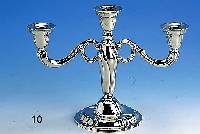 3-armiger Kerzenleuchter, deutsch, 30er Jahre, Wilkens Bremen, Barockstil, Bodenplatte Metall, H ca. 24 cm, B ca. 33 cm