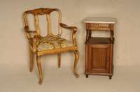 NachtschrÄnkchen, deutsch, um 1905, Korpus Weichholz, Eiche massiv, gute Verarbeitung, freistehende SÄulen, Marmorplatte, z.T. auf Rahmen ...