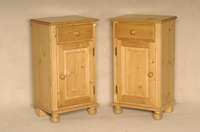 2 NachtschrÄnkchen, deutsch, im Stil von 1910, Weichholz massiv, Gebrauchsspuren, ca. 73x40x33 cm