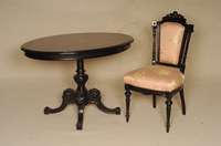 Salongruppe, deutsch, um 1870/80, GrÜnderzeit, betehend aus Tisch und 4 StÜhlen, Korpus Weichholz, Buche massiv, sekundÄr schwarz gelackt, ...