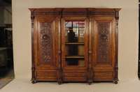 Schrank, deutsch, um 1880, GrÜnderzeit, Korpus Weichholz/Hartholz, z.T. Mahagoni massiv, Mahagonifurnier, KugelfÜße, Fußleiste 4-fach ...