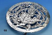 Tortenplatte, CHRISTOFFLE um 1900, Metall versilbert, Greifvogeldarstellung mit Durchbrucharbeit, auf 4 Rollen, D ca. 30.5 cm