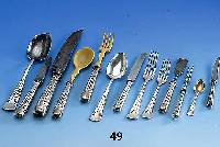 Besteck, WMF um 1905/10, best. aus: 13 Menuemesser (Klingen z.T. gebrochen, herausgewachsen), 12 Menuegabeln, 12 MenuelÖffel (1 LÖffel an Laffe ...