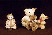 Ganzporzellangliederpuppe, Japan, um 1900, fÜr den europÄischen Markt gemacht, orig. Kleidung, altersbed. stÄrker bespielt, berieben, selten, ...