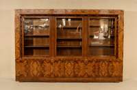 BÜcherschrank, deutsch, um 1920, ArtDeco, Design-Entwurf, Korpus Weichholz, ausgesuchtes Wurzelfurnier, Oberteil mit 3 GlastÜren mit ...