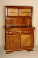 Aufsatzschrank, deutsch, um 1930, ArtDeco, Korpus Weichholz, Nußbaumfurnier, Oberteil verglast, unten 2 TÜren und 2 Schubladen, wohnfertig, ...