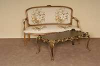 Couchtisch, Frankreich, im Barockstil gearbeitet, massiv Messing, einliegende schwarz gefasste Platte sekundÄr, schwere AusfÜhrung, reich ...