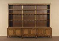 BÜcherschrank, deutsch, 60er/70er Jahre, Eiche massiv, Eichefurnier, Barockstil, Sockelgeschoß mit 5 TÜren, profiliertes Rahmendekor, stufig ...