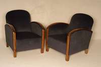Paar ArtDeco-Sessel, Frankreich, um 1920, Velour allseitig bezogen, Stoff neu, Armlehnen Holz lackiert, ca. 79x63x80 cm, Sh. 37 cm, St. 51 cm