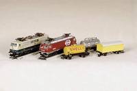 Konvolut MÄrklin, Überwiegend aus den 60er/70er Jahre, teilw. auch 80er Jahre, Spur HO, bestehend aus: E-Lok, Nr. 3042, BR 111, im orig. Karton; ...