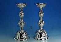 2 Kerzenhalter, 835er Silber, Wilkens/Bremen, 60er Jahre, total ca. 1365 g, gebaucht, floraler Dekor, H. ca. 35 cm
