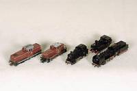 2 Diesel-Loks, MÄrklin, 70er Jahre, Spur HO, Nr. 3072 (eine Schraube fehlend) und 3064, beide im orig. Karton, lt. Einl. funktionsfÄhig