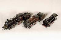 Alte Dampflok mit Tender, MÄrklin, 30er/40er Jahre, Spur OO, Blech, rot-schwarz gefasst, R 890, altersbed. bespielt, mit Lackabplatzungen, dazu ...