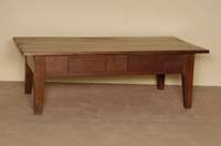 Couchtisch, im Stil von 1910, Teakholz massiv, konische Beine, Zarge mit 2 Schubladen , sehr stabiles MÖbel, ca. 51x150x78 cm