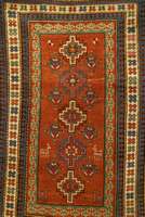 Kazak, Kaukasus, 19. Jahrhundert antik, Wol le auf Wolle, ca. 183 x 114 cm. Ehz: 3, Schätz.wert: 5700,- EURO. Schöner Sammelwürdiger Ölte rer ...