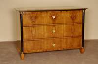 Kommode, wohl deutsch, um 1850, Kirschholz massiv, Kirschholzfurnier, HalbsÄulen, BeschlÄge und FÜße ergÄnzt, große originale SchlÖsser, ...