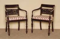 2 ArmlehnstÜhle, England, um 1870, viktorianisch, Palisander massiv, gedrechselte Beine, gerillt, gerade RÜckenlehne, verstrebt, durchbrochene ...